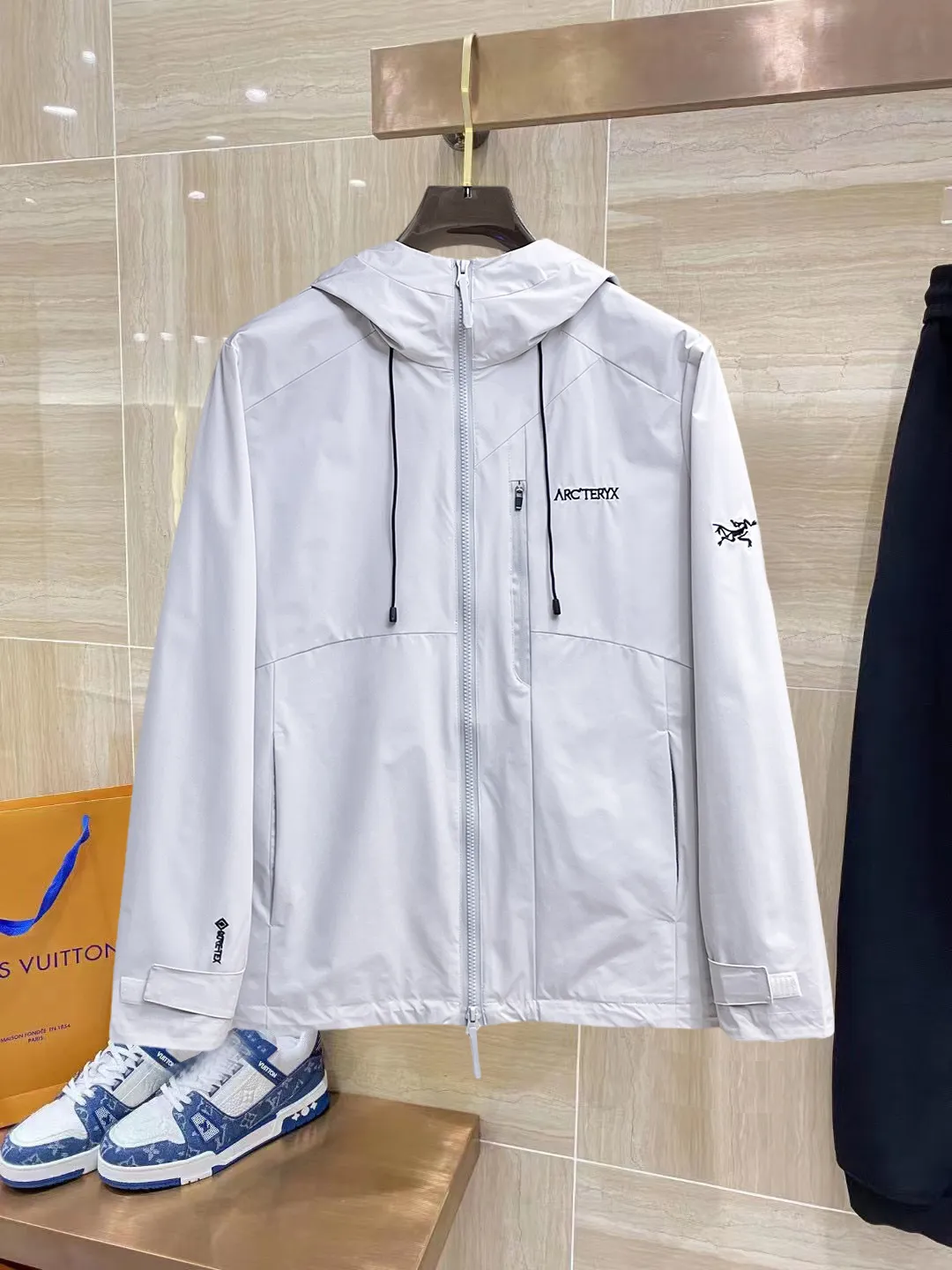 Same Style， ， 2026 New Arrival ，Original Premium Breathable ， ， ， Quality。 ， Sizes：M～3XL